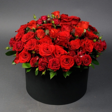 Композиція в коробці 