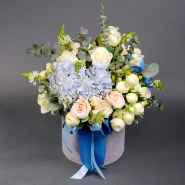 Композиція в коробці 