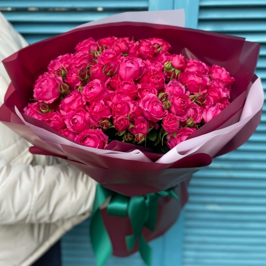 Букет із півонієподібних троянд Річ Бабблз 
