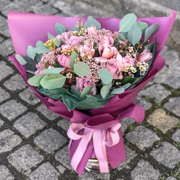 Букет № 1500 з тюльпанами