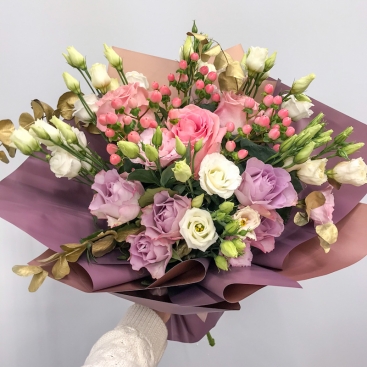 Bouquet with Ecuadorian rose
