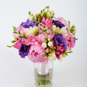 Bride's bouquet with peonies
