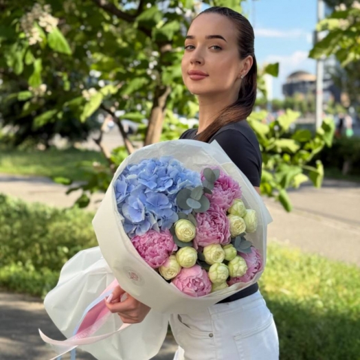 Колекція «Легка романтика» — нова добірка ніжних букетів у мережі «Камелія» діє з 23 червня по 6 липня